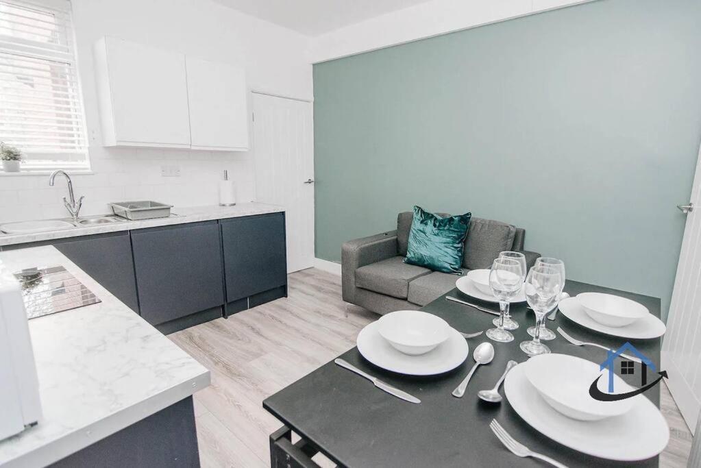 Balby Casa Nr Doncaster Racecourse King Beds Street Parking Villa Exterior photo